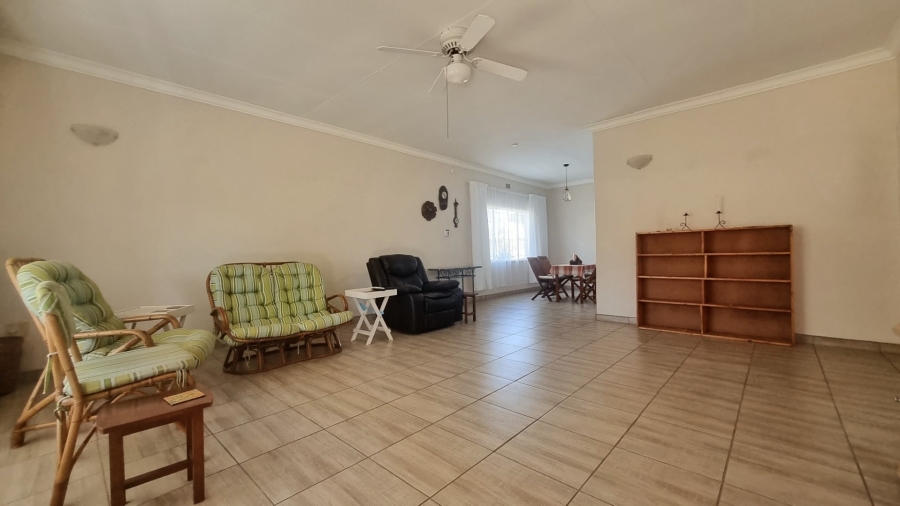 3 Bedroom Property for Sale in Oranjeville Free State